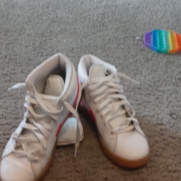 Nike shooes - Picture 1 of 2